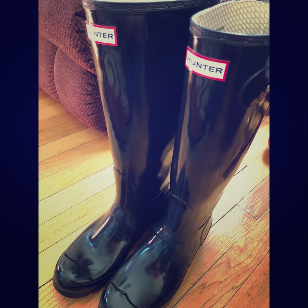Pre-loved Hunter Original Gloss black boots sz 9M